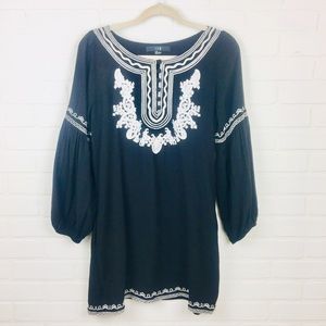 Forever 21 XXI Black Embossed Tunic Size Large